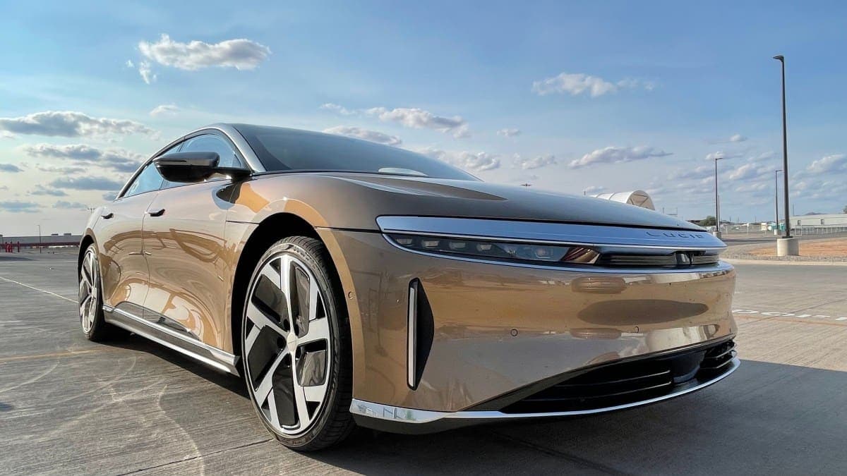 A Billionaire Prince Doubles Down on Lucid as the EV Maker Restructures