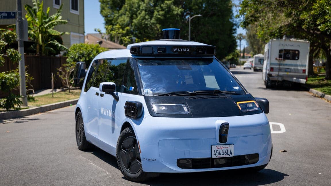 California's Regulatory Bottleneck Forces Waymo to Offer Free Rides in New Fleet