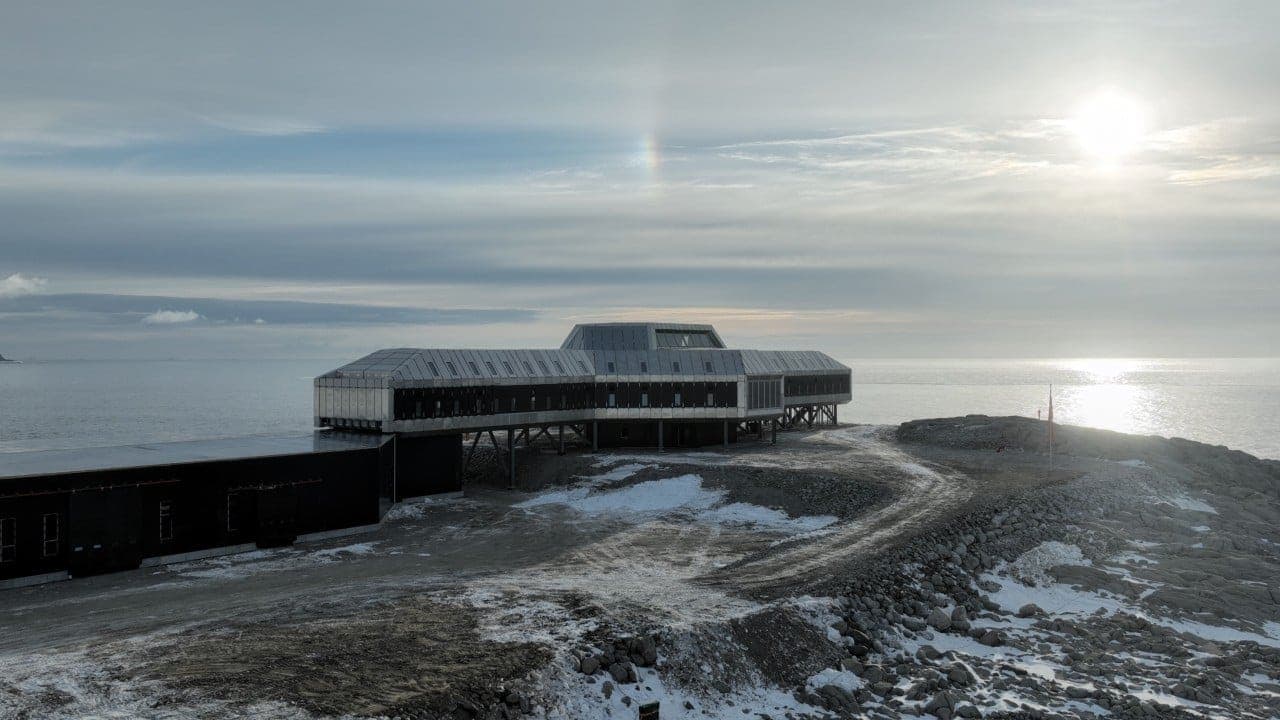 China Achieves Independent Polar Satellite Internet Access