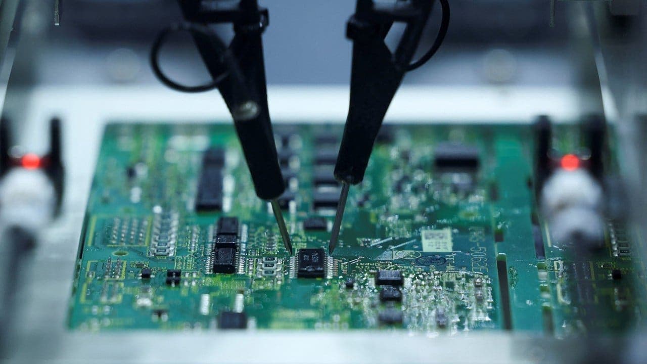 Domestic Semiconductor Toolmakers in China Face Profitability Scrutiny Amid Stock Surge