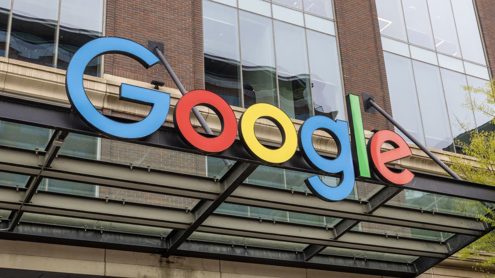 Google Hands Developers a Privacy Trade-Off for Age Checks