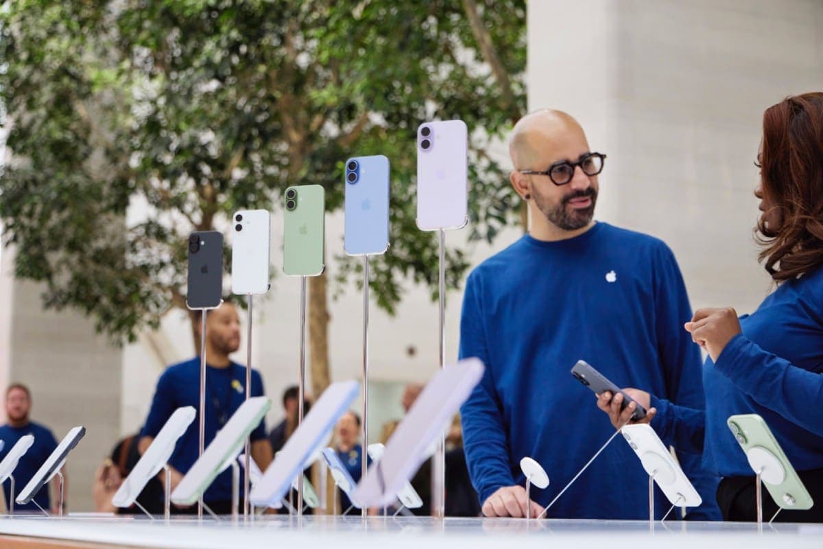 Leasing Your Next Phone May Cost Less Than You Think