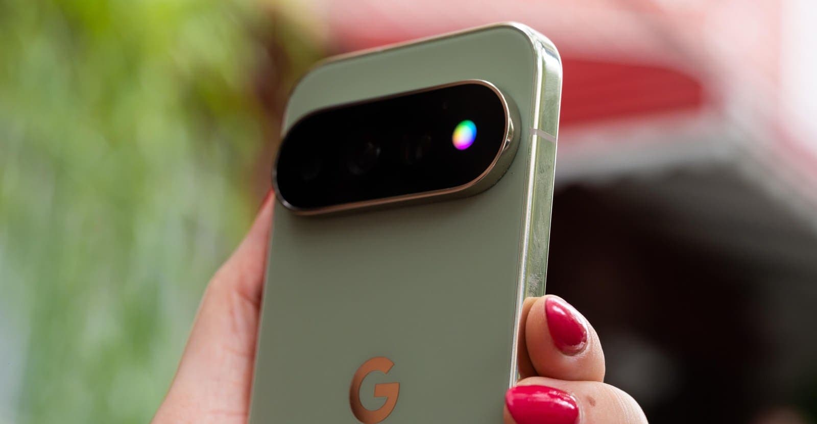 Third-Party App Unlocks Full Potential of Pixel 11's Notification LED