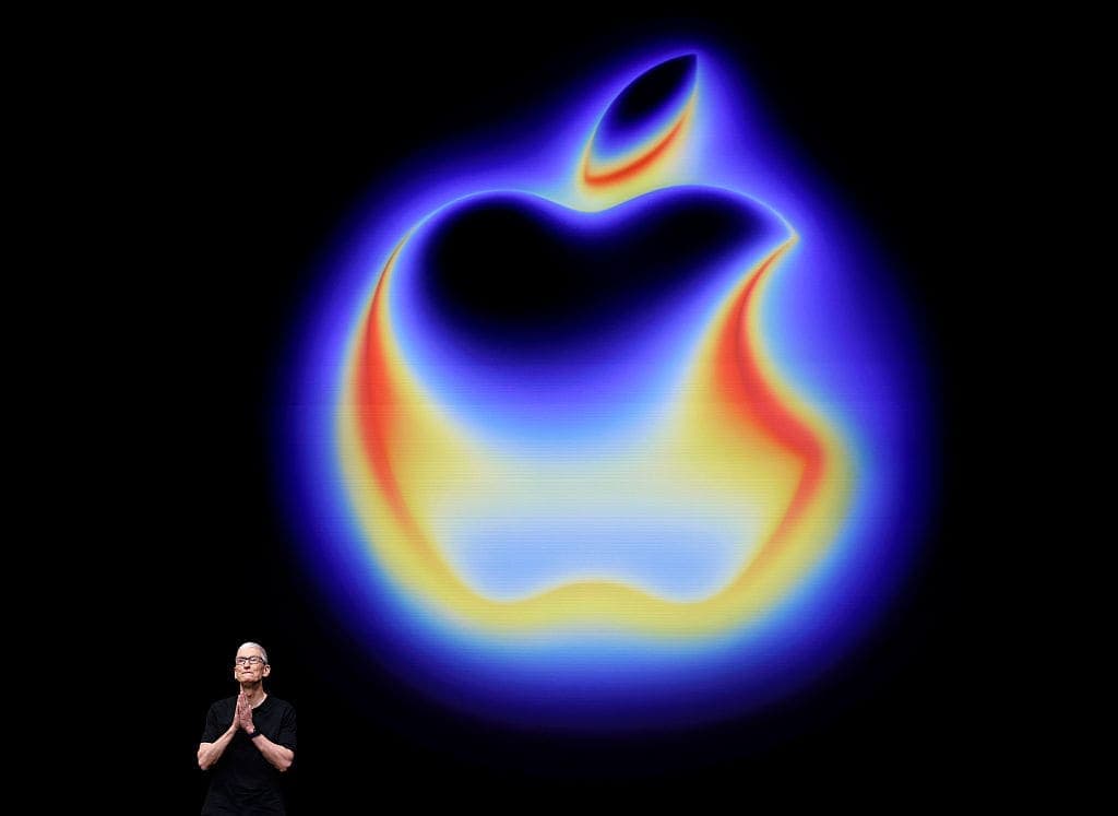 Apple's Privacy Paradox With Smart Glasses