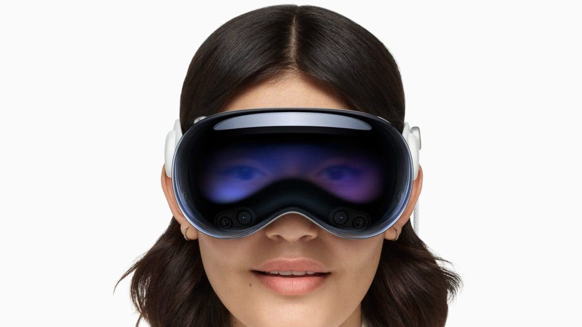 Apple Trims Over 200 Staff as It Reorients Around Intelligence Push