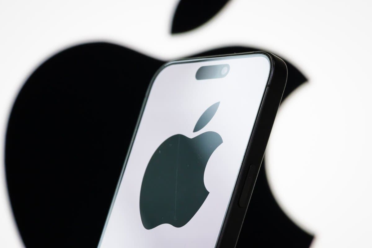 Apple's Year-Old Email Privacy Flaw Goes Unpatched