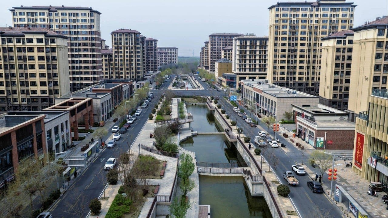 Beijing Bets on State Giant to Break China's Data Deadlock
