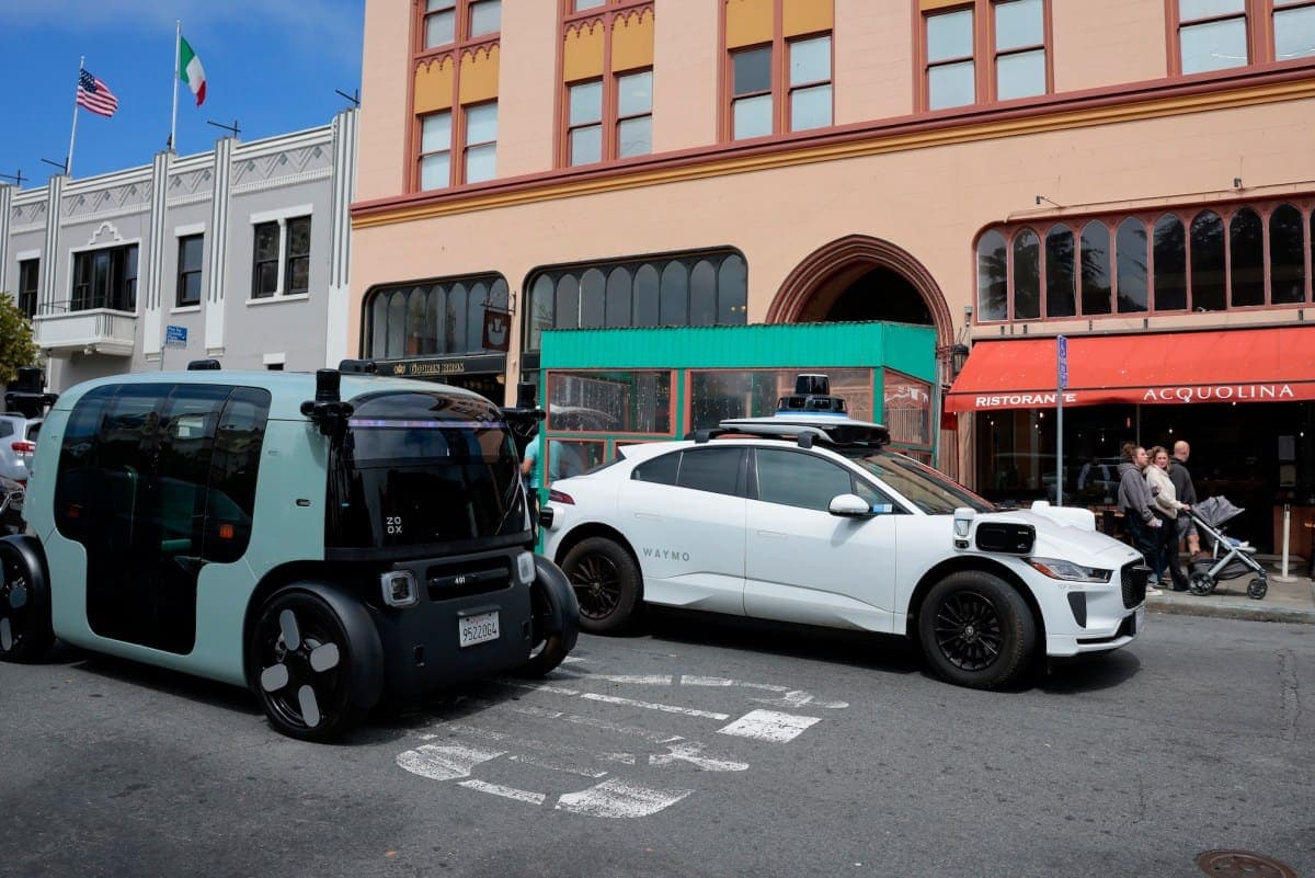 California Sets New Accountability Standards for Disabled Robotaxis