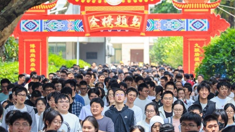 China's Students Bet Their Futures on Free AI College Advisers
