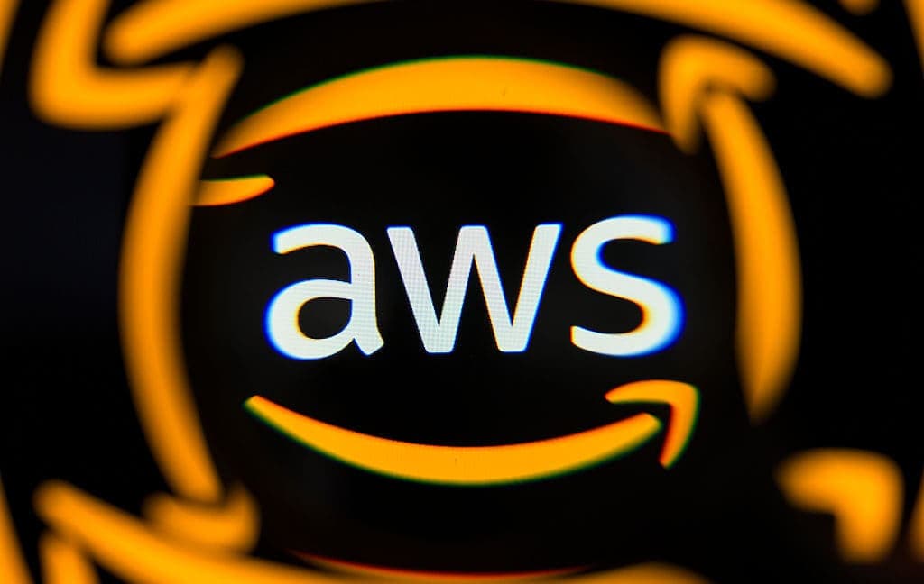 Fresh Iranian Strikes Hit Amazon Data Centers as Gulf Conflict Escalates