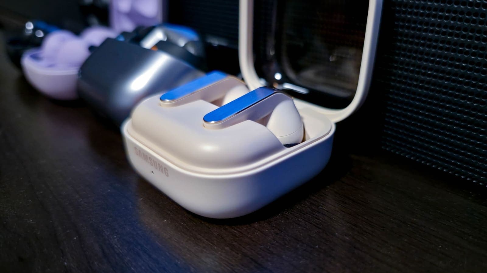 How Noise-Canceling Technology Actually Works