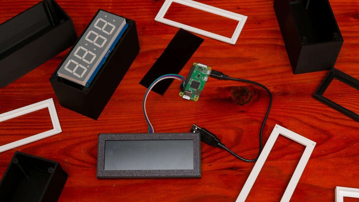 The Hunt for a Self-Setting Clock That Doesn't Spy on You