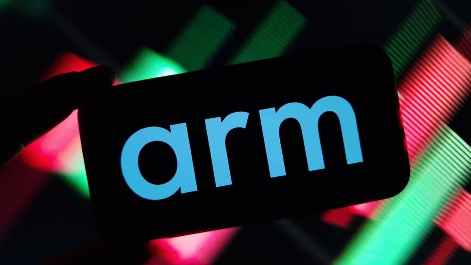 Hyperscalers Bet the Datacenter on Arm as AI Workloads Rewrite Economics