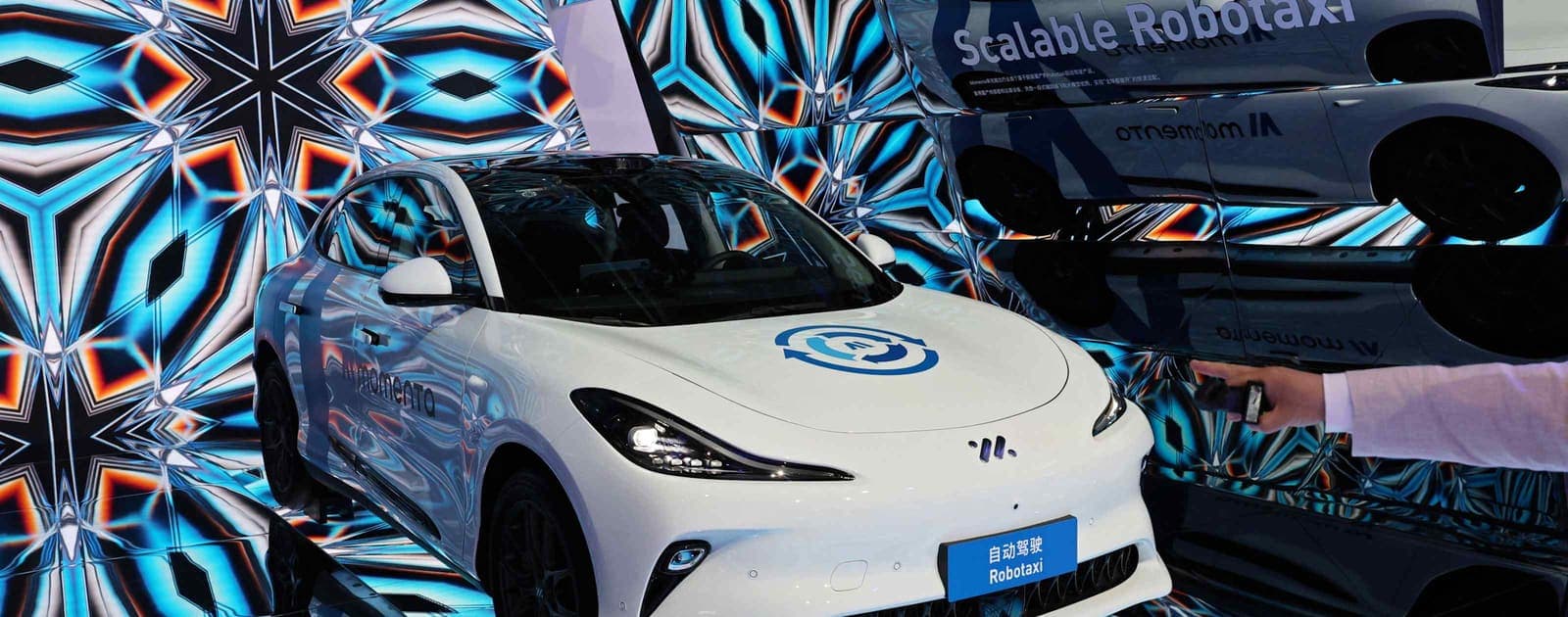 Momenta's Hong Kong Debut Exposes Investor Caution on Autonomous Driving Economics