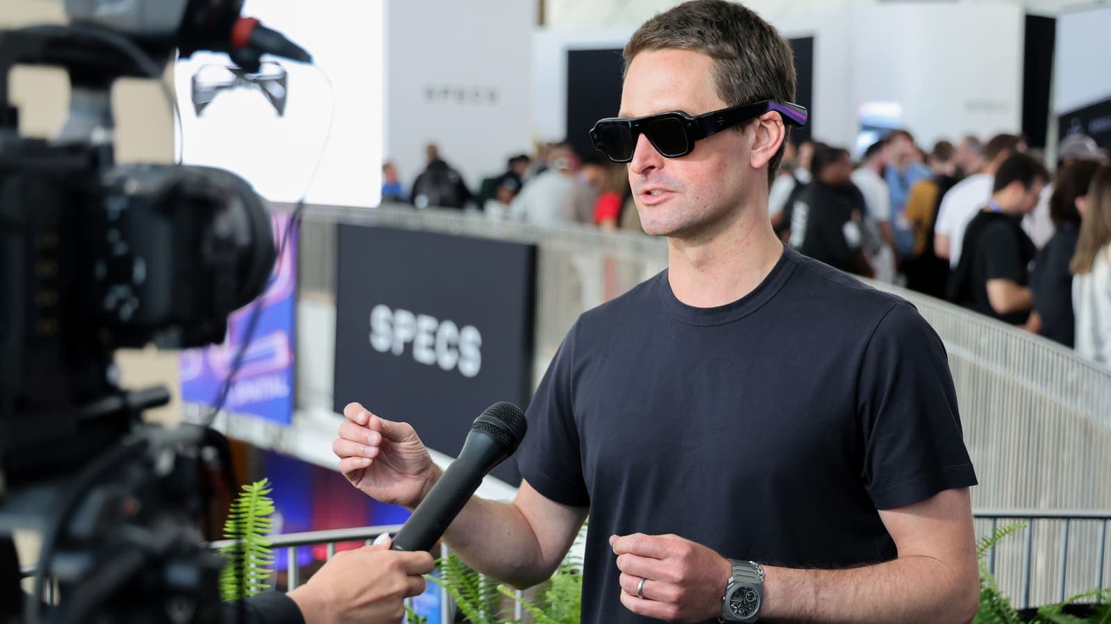 Snap Positions $2,195 Spectacles as See-Through Computer, Not AI Glasses