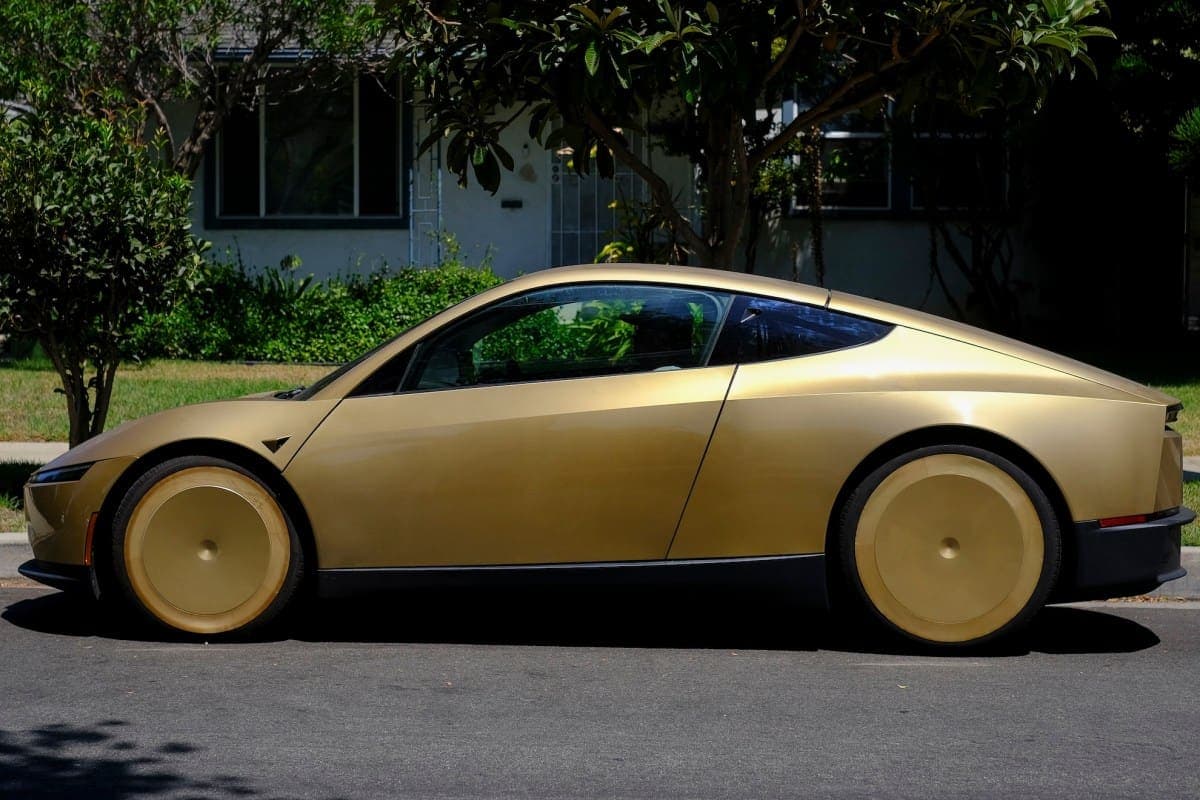 Tesla's Cybercab Faces Federal Scrutiny Hours After Austin Launch