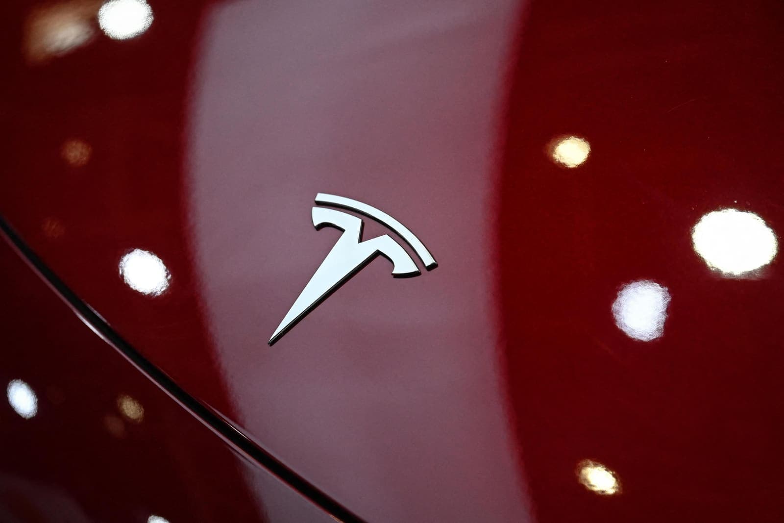 Tesla Posts Strong Vehicle Sales Growth, but Margin Pressure Persists