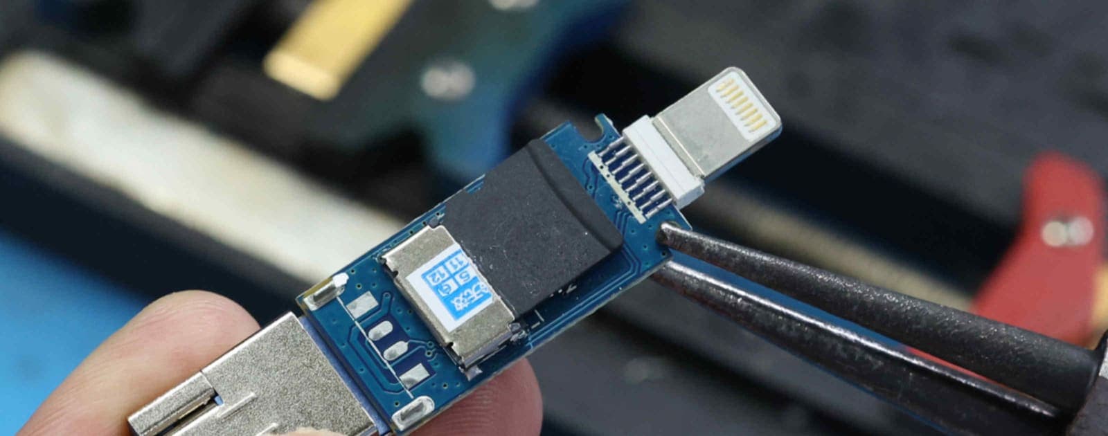 Inside the USB Fraud: How Cheap Flash Drives Hide MicroSD Cards to Fake Capacity