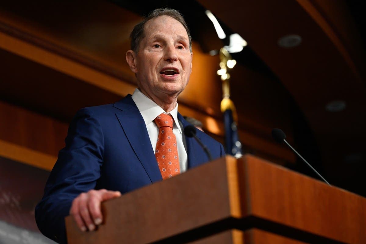 Washington Demands Answers on Federal Hacking Practices