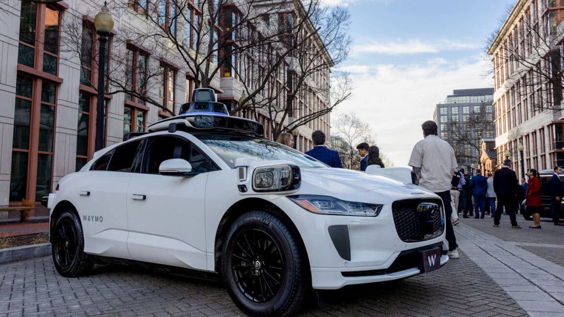 Waymo Ramps Up Federal Lobbying to Shape Autonomous Vehicle Rules