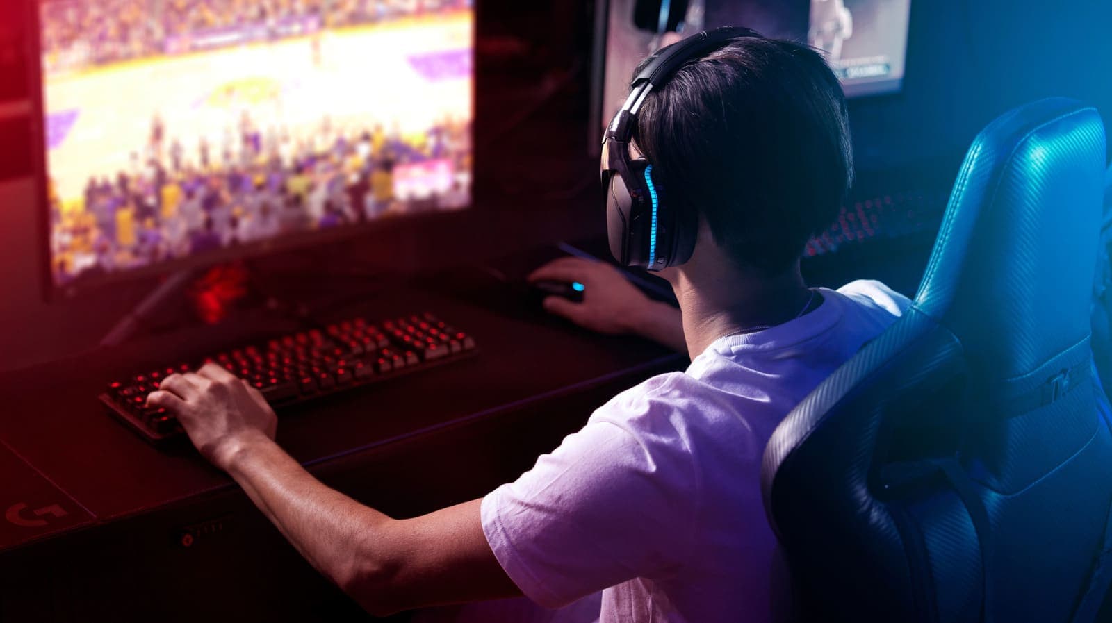 Why Wireless Gamers Are Choosing 2.4GHz Over Bluetooth